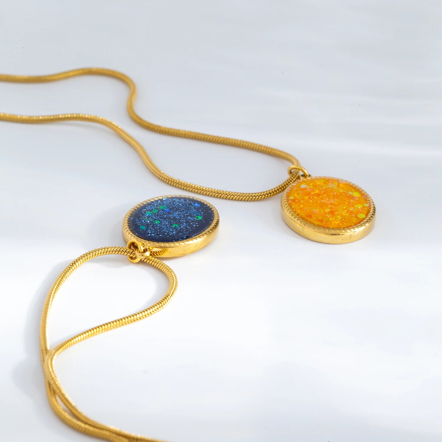 Oval Pendant Necklace