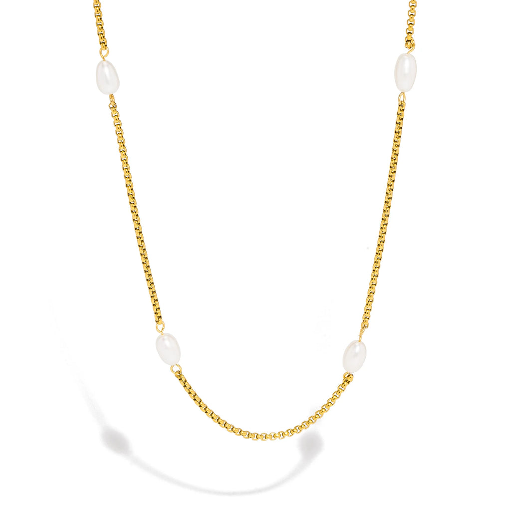 Elegant Pearl Necklace