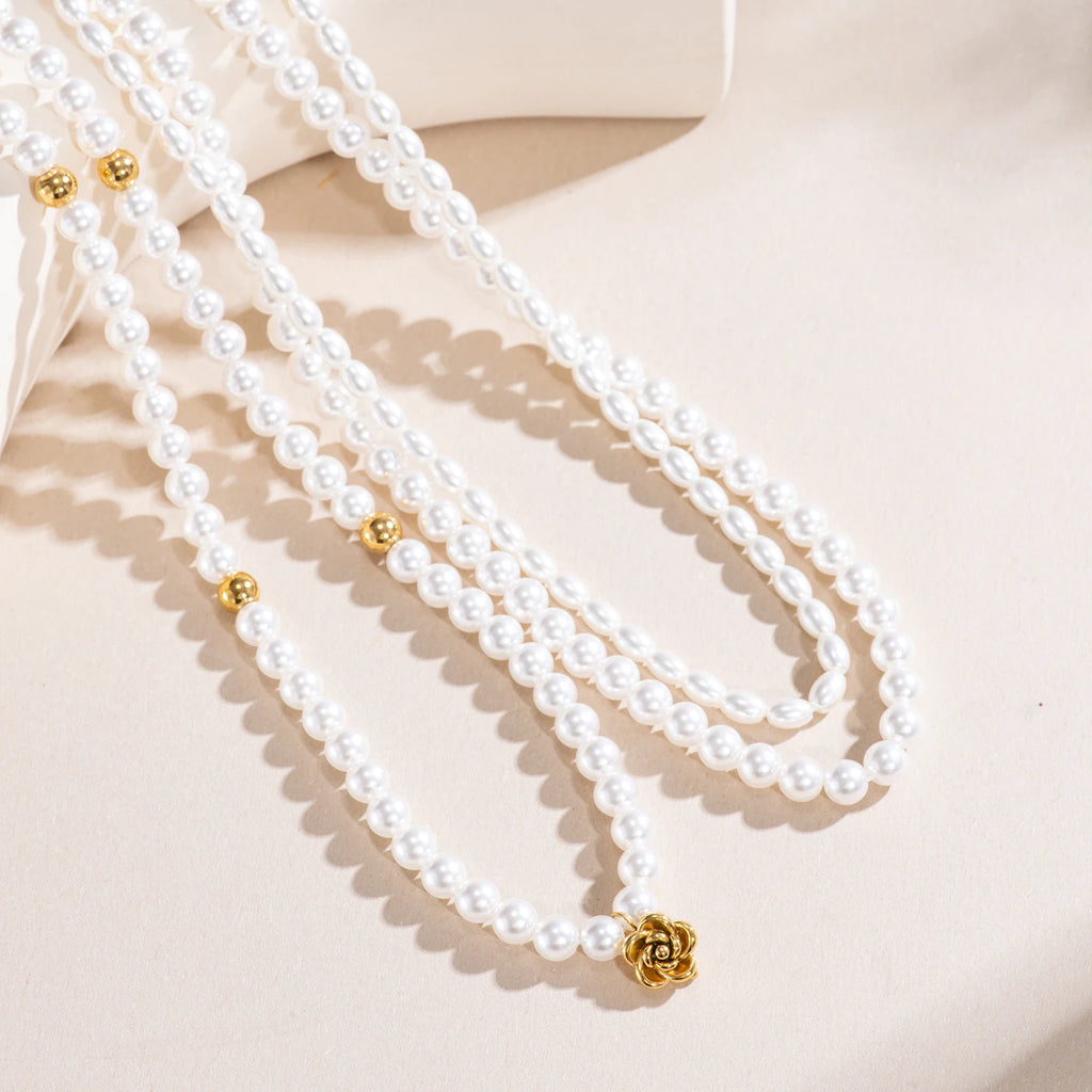 Pearl Necklace & Rose Pendant